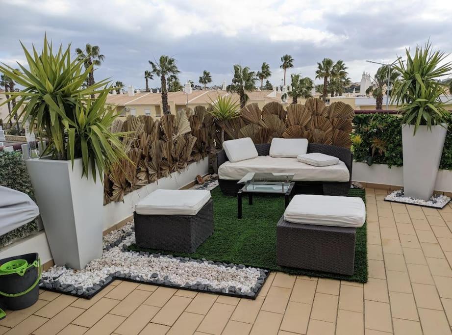 Penthouse With Sea View & Private Terrace Apartman Guia  Kültér fotó